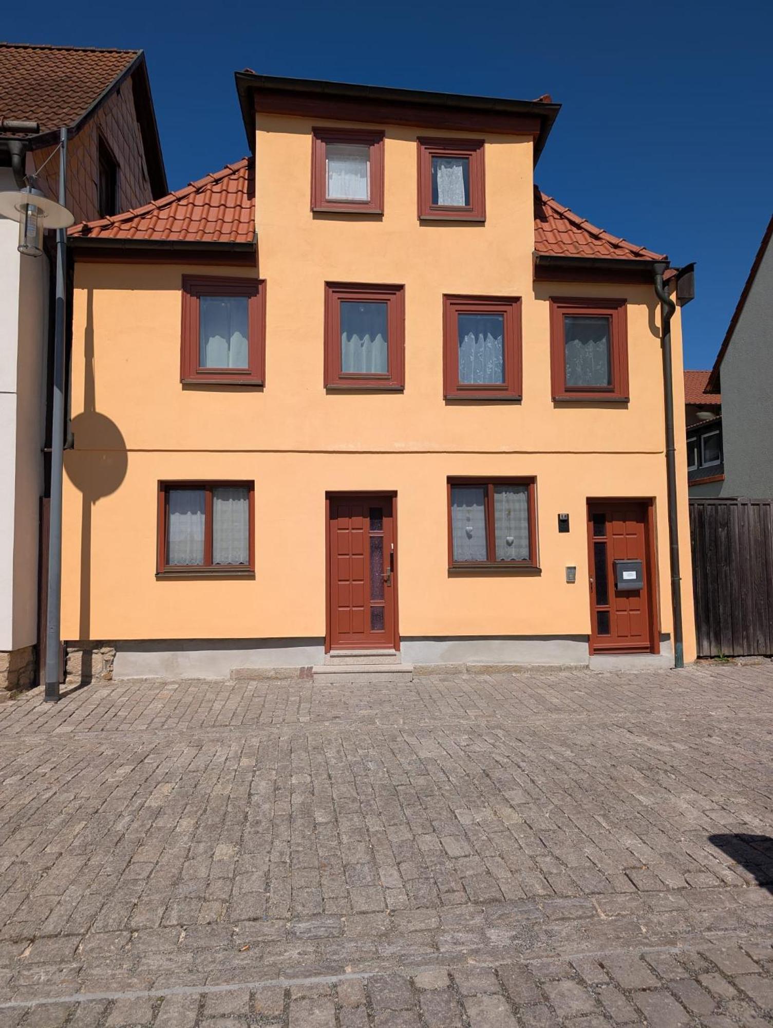 Ferienwohnung ,,Hinter Der Mauer" Hildburghausen Exterior foto